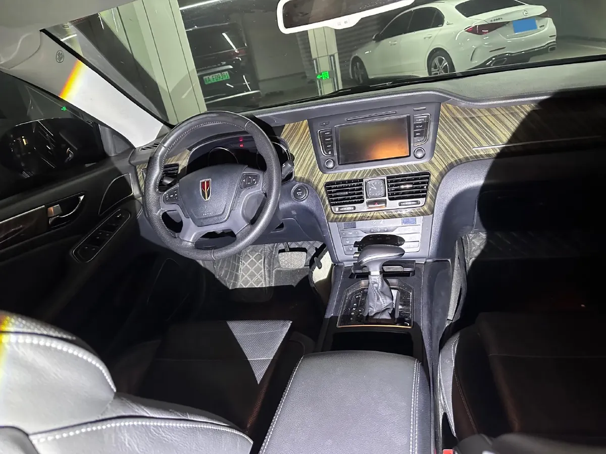 2019 HongQi H7 2.0T 204HP L4 6AT,autocango,china used car exporter,china ev exporter,chinese used car exporter,chinese used ev exporter