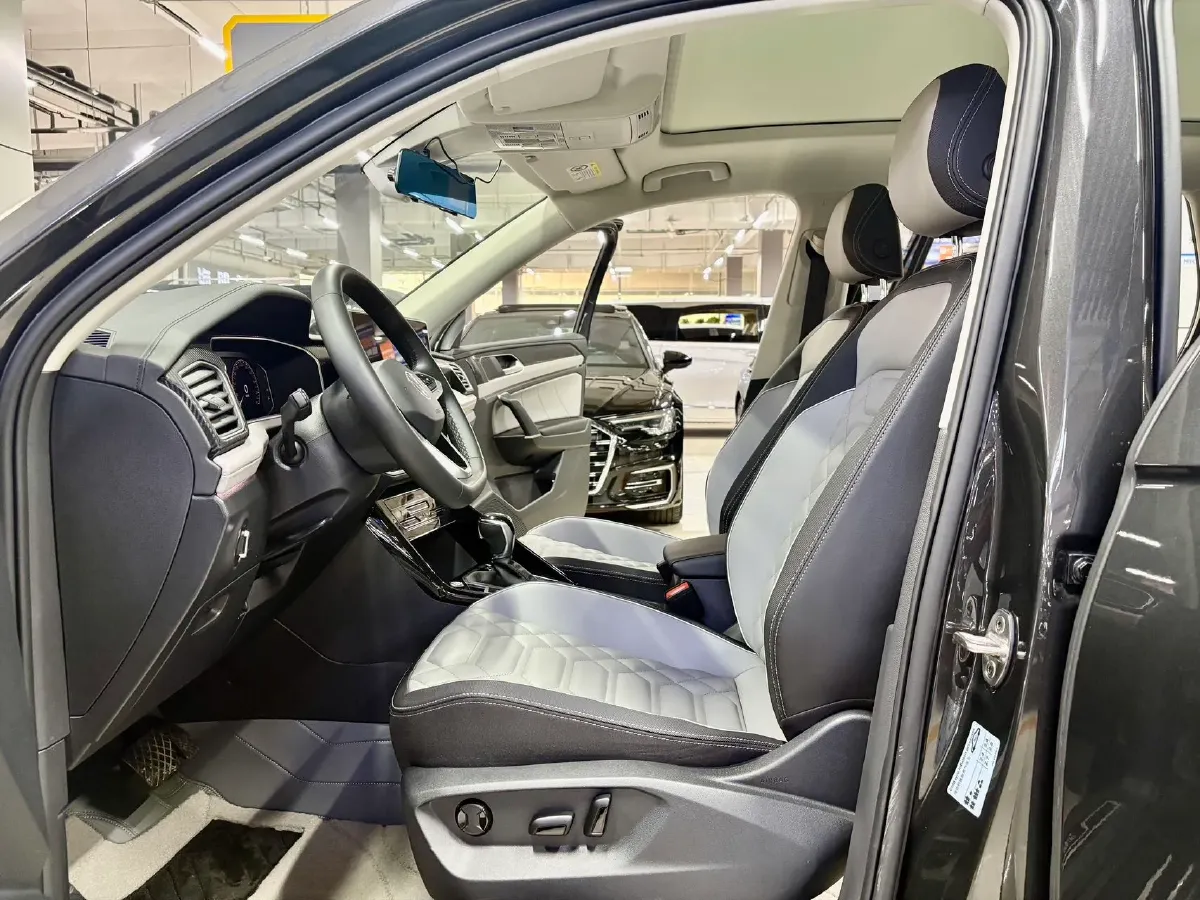 2023 Volkswagen Tayron 1.4T 150HP L4 7DCT,autocango,china used car exporter,china ev exporter,chinese used car exporter,chinese used ev exporter