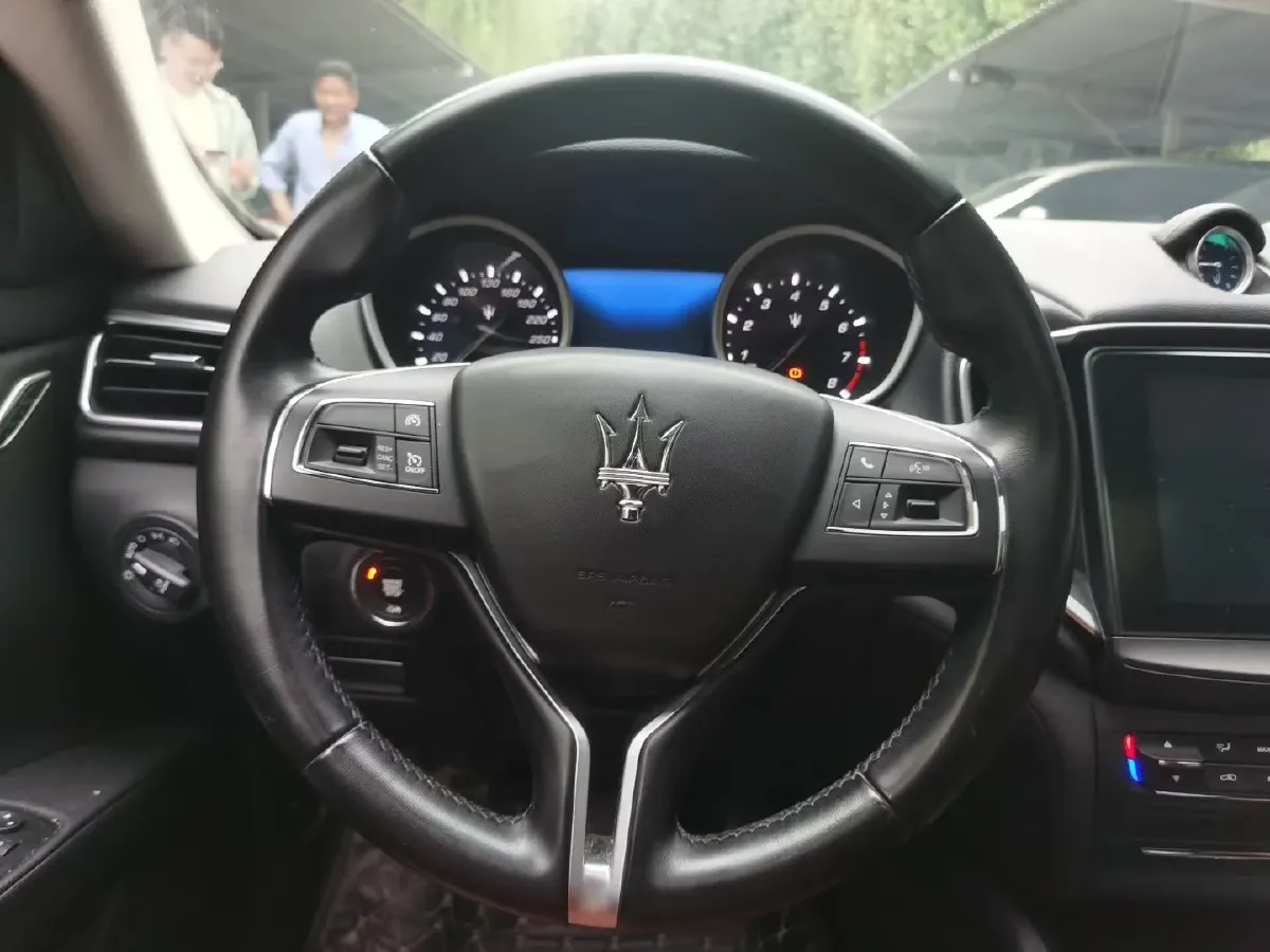 2018 Maserati Ghibli 3.0T 350HP V6 8AT,autocango,china used car exporter,china ev exporter,chinese used car exporter,chinese used ev exporter