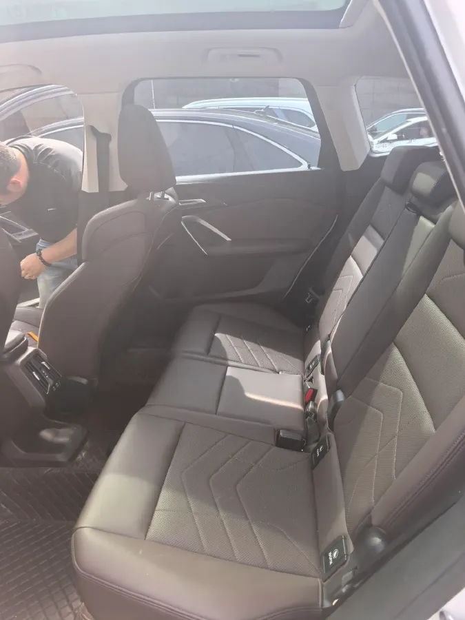 2023 BMW X1 1.5T 156HP L3 7DCT,autocango,china used car exporter,china ev exporter,chinese used car exporter,chinese used ev exporter