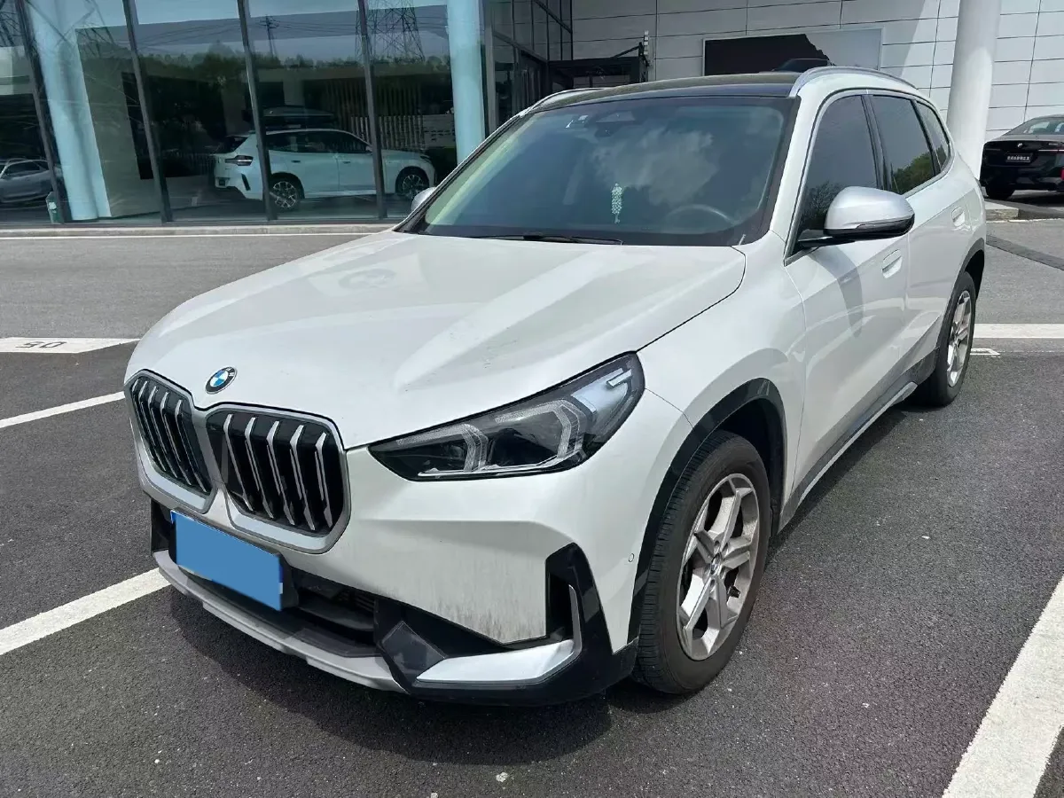 2023 BMW X1 1.5T 156HP L3 7DCT,autocango,china used car exporter,china ev exporter,chinese used car exporter,chinese used ev exporter