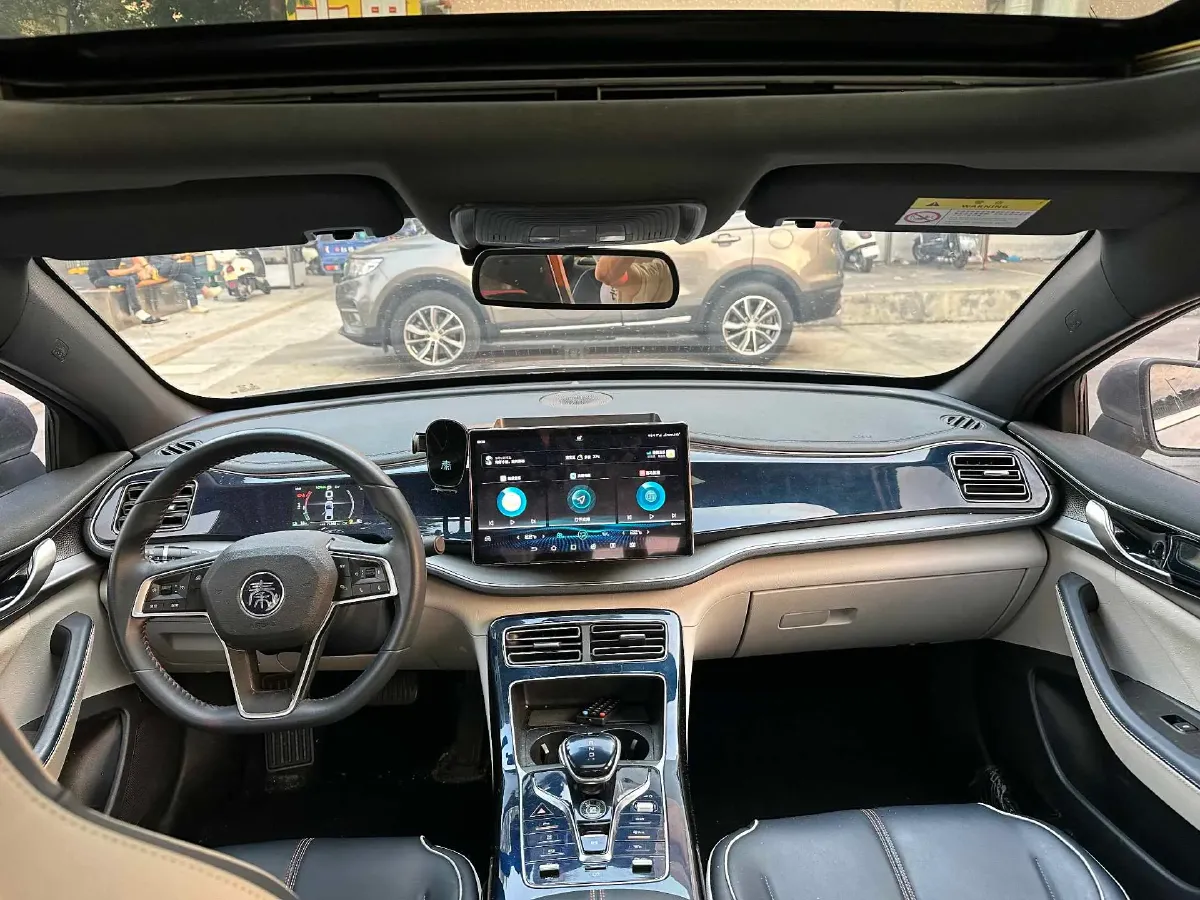 2021 Haval F7 1.5T 169HP L4 7DCT,autocango,china used car exporter,china ev exporter,chinese used car exporter,chinese used ev exporter