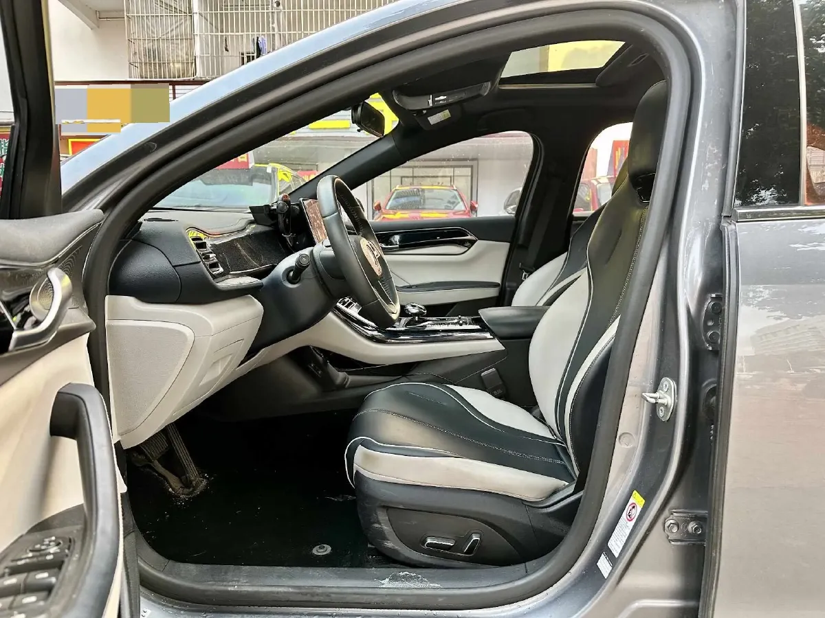 2021 Haval F7 1.5T 169HP L4 7DCT,autocango,china used car exporter,china ev exporter,chinese used car exporter,chinese used ev exporter