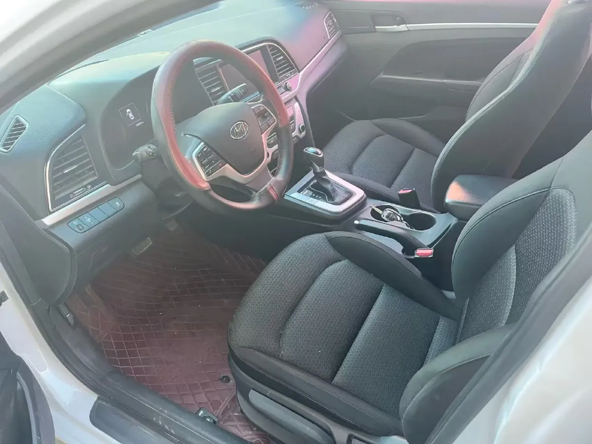 2016 Hyundai Elantra 1.6L 130HP L4 6AT,autocango,china used car exporter,china ev exporter,chinese used car exporter,chinese used ev exporter