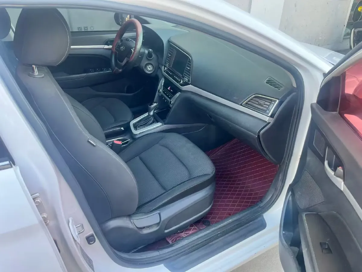 2016 Hyundai Elantra 1.6L 130HP L4 6AT,autocango,china used car exporter,china ev exporter,chinese used car exporter,chinese used ev exporter