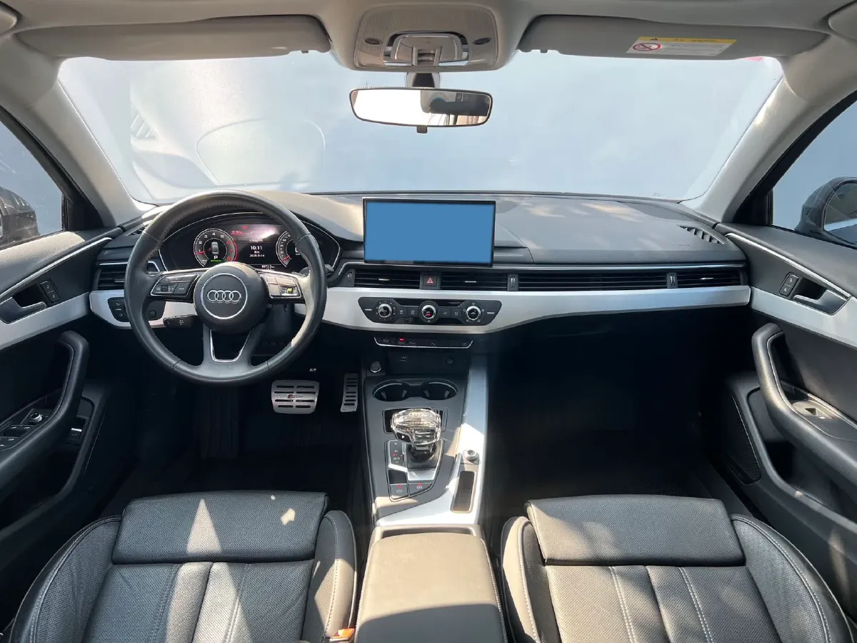2020 Audi A4L 2.0T 190HP L4 7DCT,autocango,china used car exporter,china ev exporter,chinese used car exporter,chinese used ev exporter