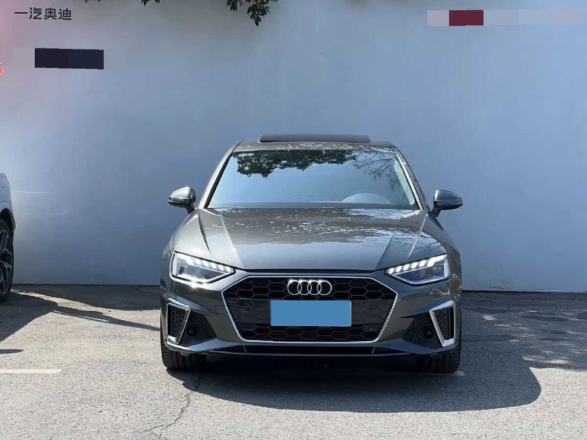 2020 Audi A4L 2.0T 190HP L4 7DCT,autocango,china used car exporter,china ev exporter,chinese used car exporter,chinese used ev exporter