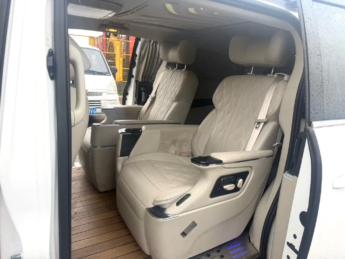 2021 Buick GL8 2.0T 237HP L4 9AT,autocango,china used car exporter,china ev exporter,chinese used car exporter,chinese used ev exporter