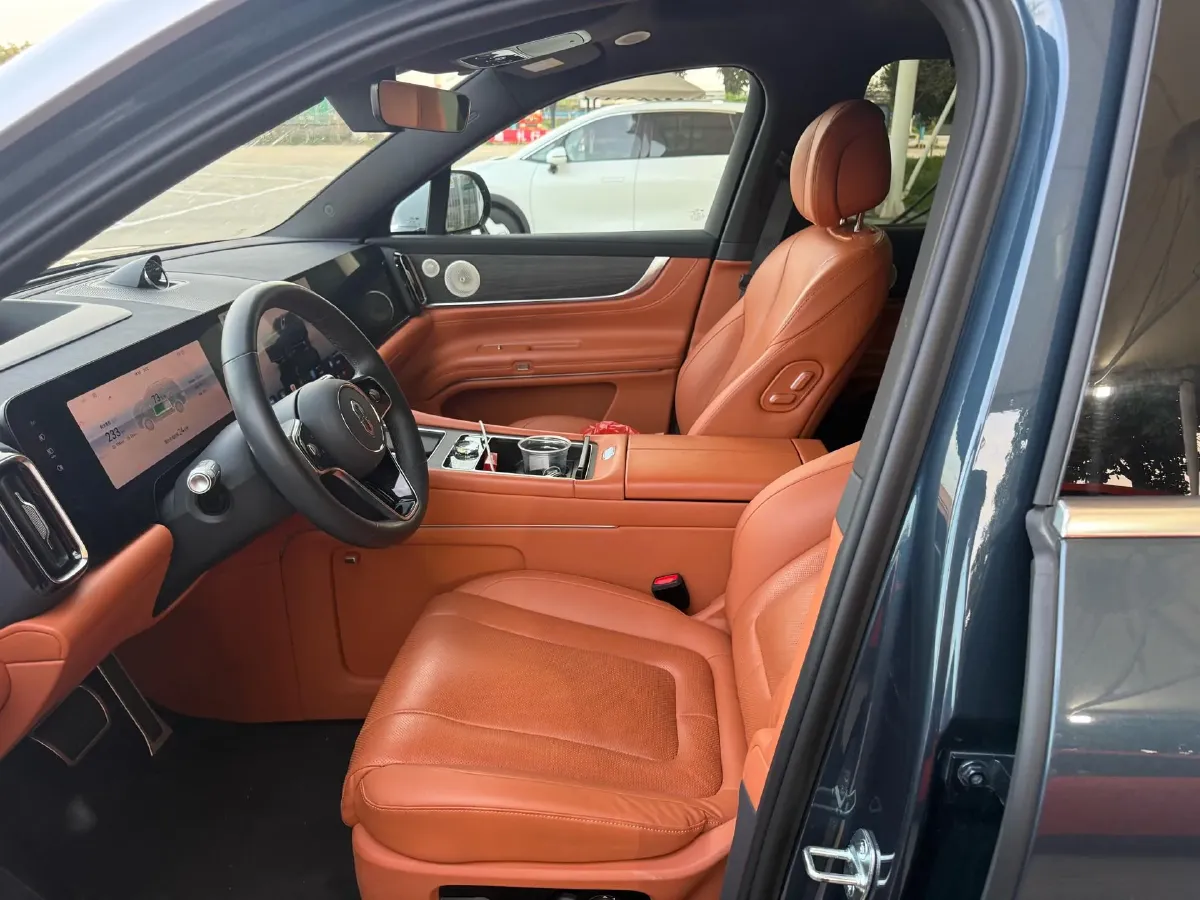 2024 AITO AITO M9 1.5T 152HP L4 REEV 42KWH,autocango,china used car exporter,china ev exporter,chinese used car exporter,chinese used ev exporter