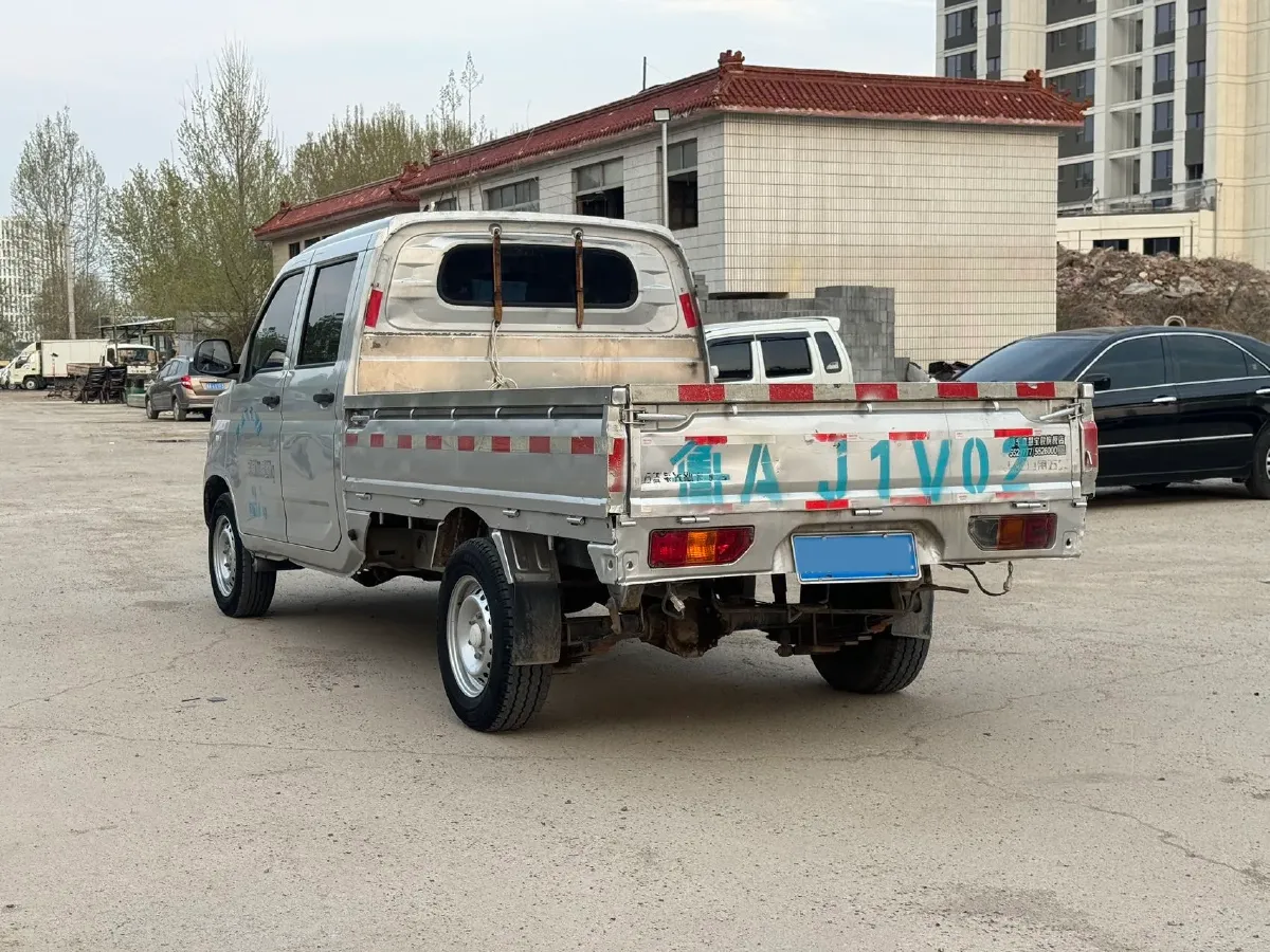 2021 WuLing RongGuang New Truck 1.8L 125HP L4 5MT,autocango,china used car exporter,china ev exporter,chinese used car exporter,chinese used ev exporter