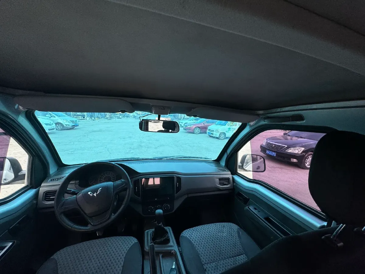 2021 WuLing RongGuang New Truck 1.8L 125HP L4 5MT,autocango,china used car exporter,china ev exporter,chinese used car exporter,chinese used ev exporter