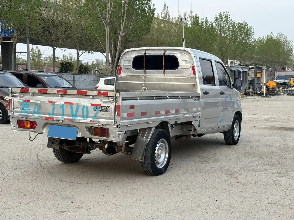 2021 WuLing RongGuang New Truck 1.8L 125HP L4 5MT,autocango,china used car exporter,china ev exporter,chinese used car exporter,chinese used ev exporter