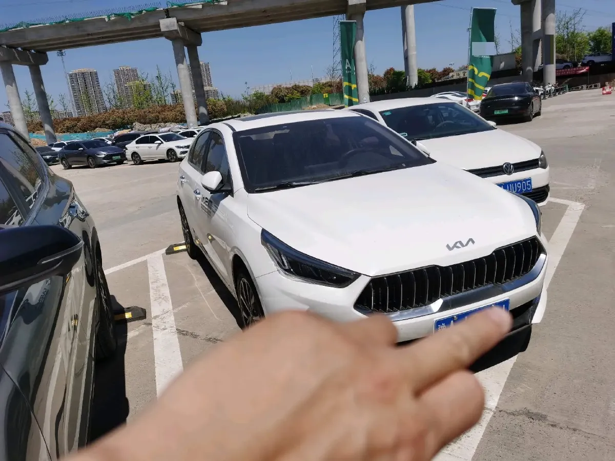 2021 Kia K3 1.5L 115HP L4 CVT,autocango,china used car exporter,china ev exporter,chinese used car exporter,chinese used ev exporter