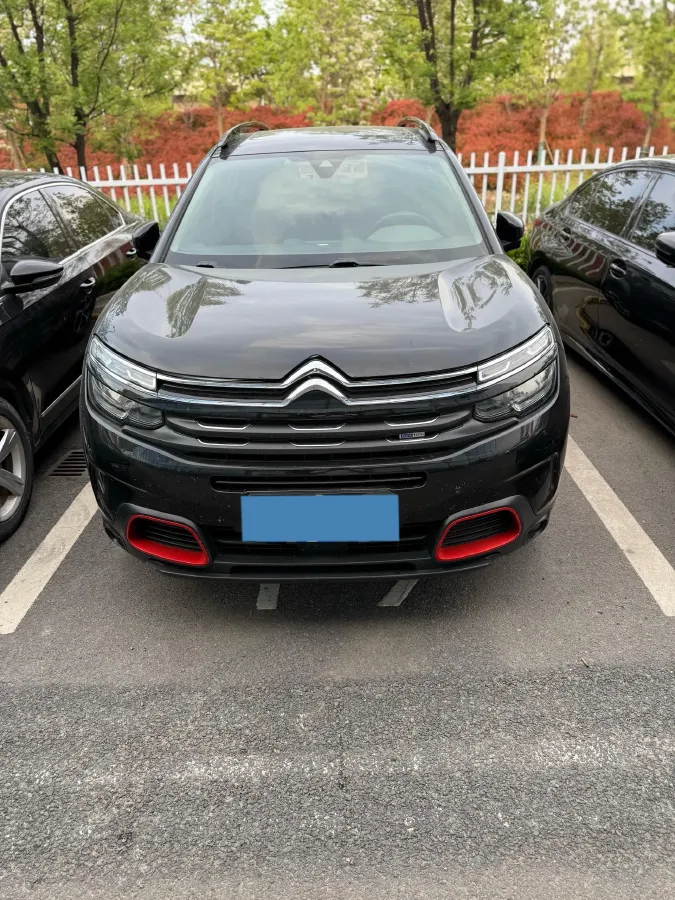 2017 Citroen C5 Aircross 1.6T 167HP L4 6AT,autocango,china used car exporter,china ev exporter,chinese used car exporter,chinese used ev exporter