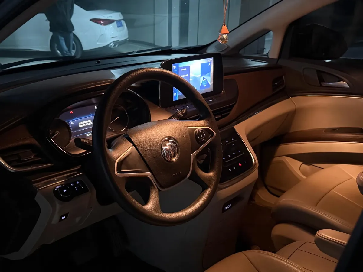 2021 Buick GL8 2.0T 237HP L4 9AT,autocango,china used car exporter,china ev exporter,chinese used car exporter,chinese used ev exporter