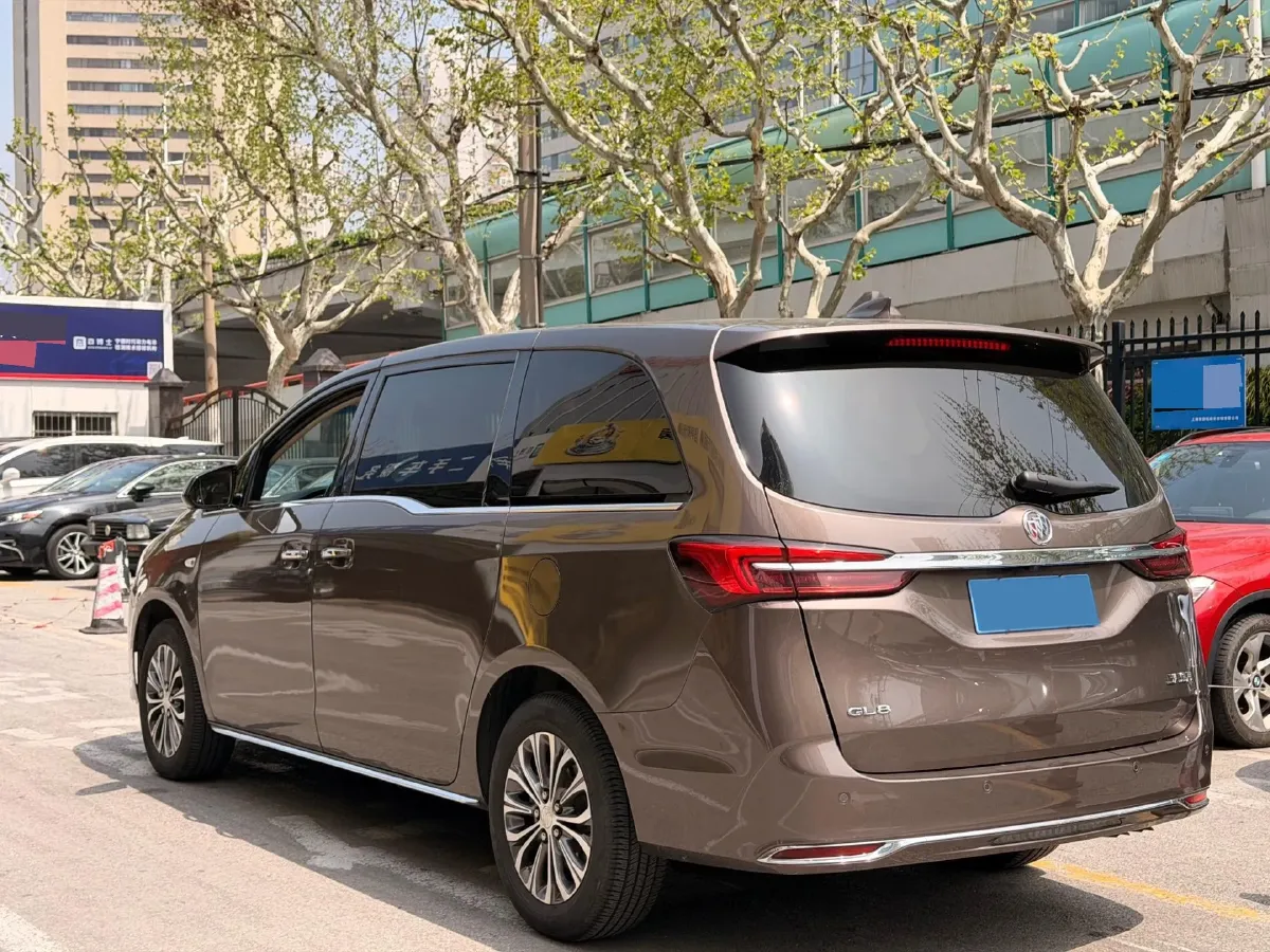 2023 Buick GL8 2.0T 237HP L4 9AT,autocango,china used car exporter,china ev exporter,chinese used car exporter,chinese used ev exporter