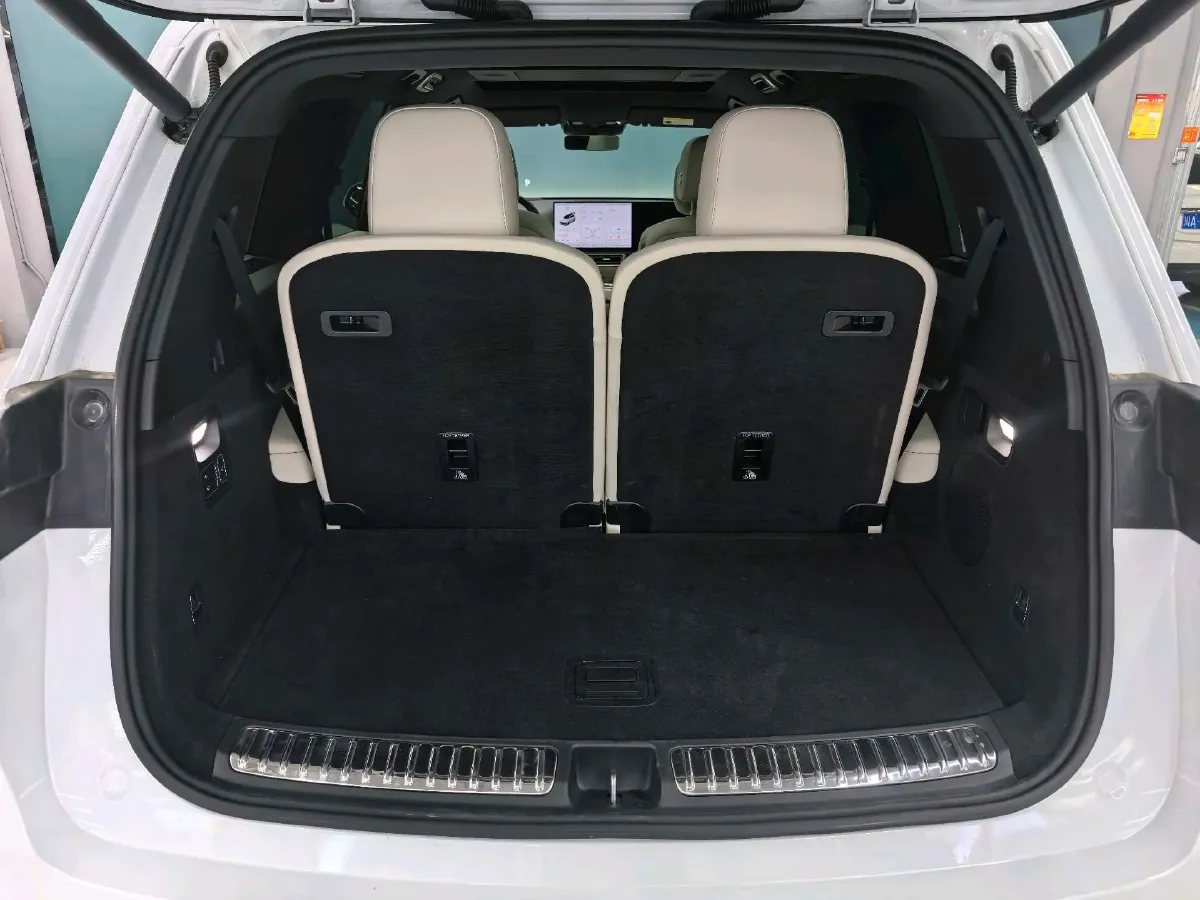 2025 Li L9 Range Extended 154HP REEV,autocango,china used car exporter,china ev exporter,chinese used car exporter,chinese used ev exporter