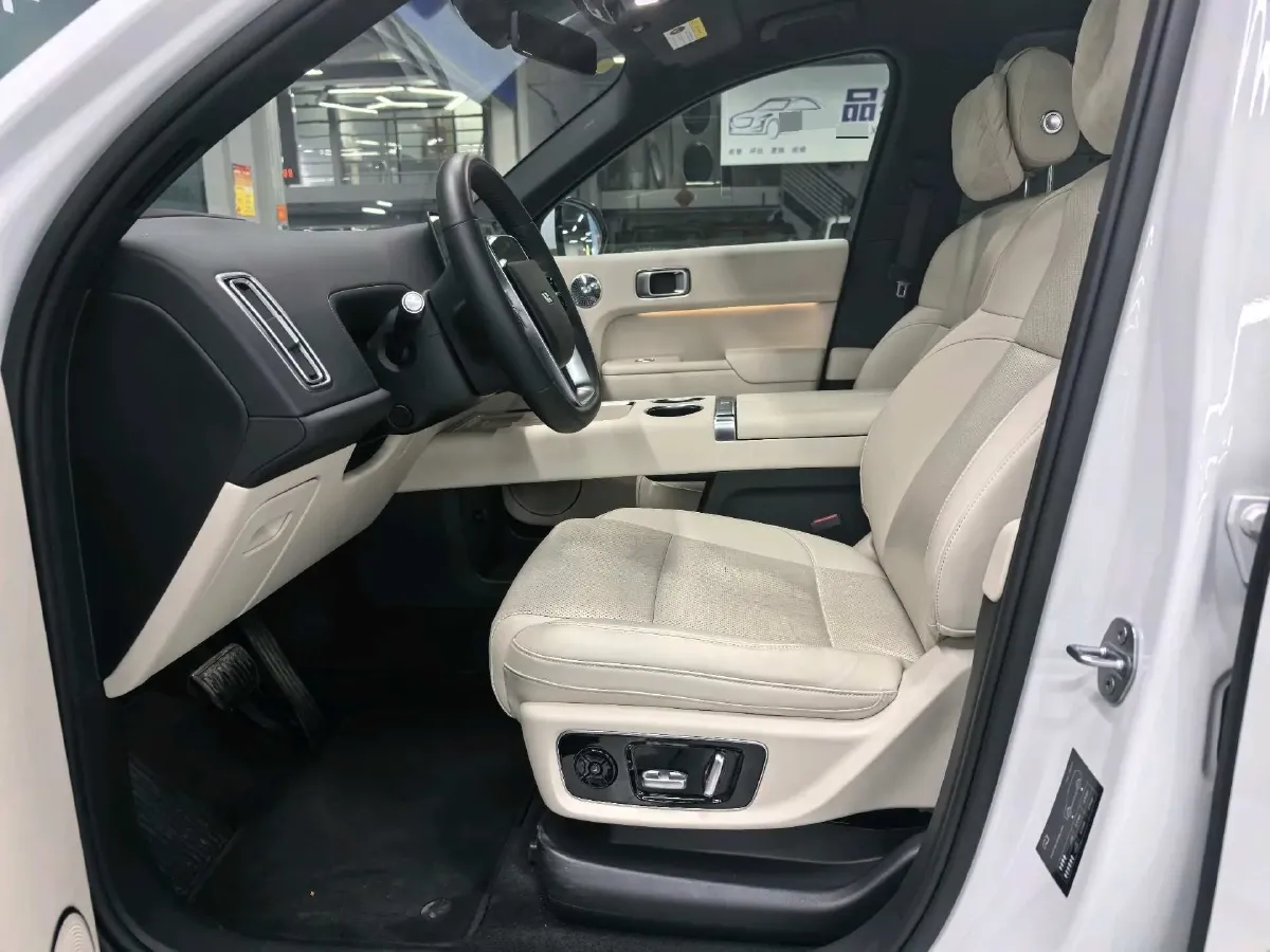 2025 Li L9 Range Extended 154HP REEV,autocango,china used car exporter,china ev exporter,chinese used car exporter,chinese used ev exporter