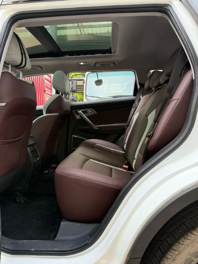 2022 Geely Azkarra 1.8T 184HP L4 7DCT,autocango,china used car exporter,china ev exporter,chinese used car exporter,chinese used ev exporter