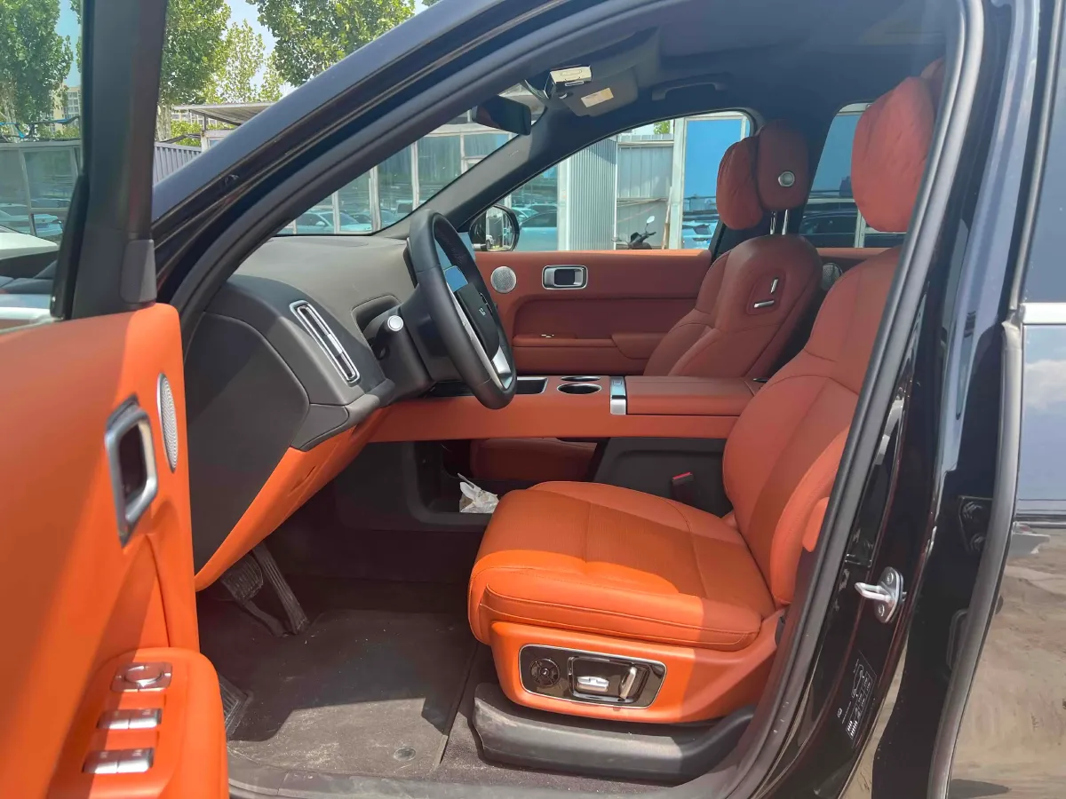 2025 Li L9 Range Extended 154HP REEV,autocango,china used car exporter,china ev exporter,chinese used car exporter,chinese used ev exporter