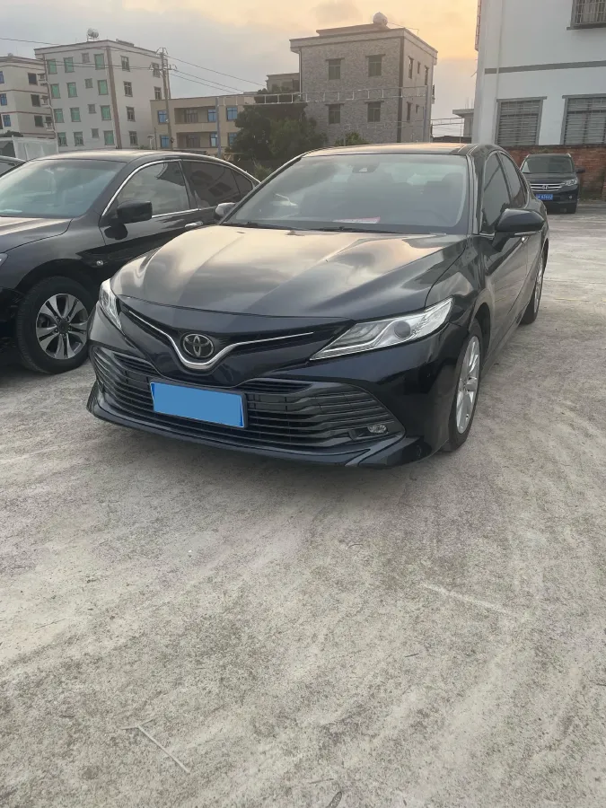 2019 Toyota Camry 2.0L 178HP L4 CVT,autocango,china used car exporter,china ev exporter,chinese used car exporter,chinese used ev exporter