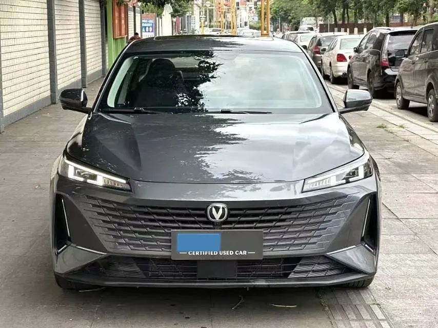 2023 ChangAn Lamore 1.5T 170HP L4 7DCT,autocango,china used car exporter,china ev exporter,chinese used car exporter,chinese used ev exporter