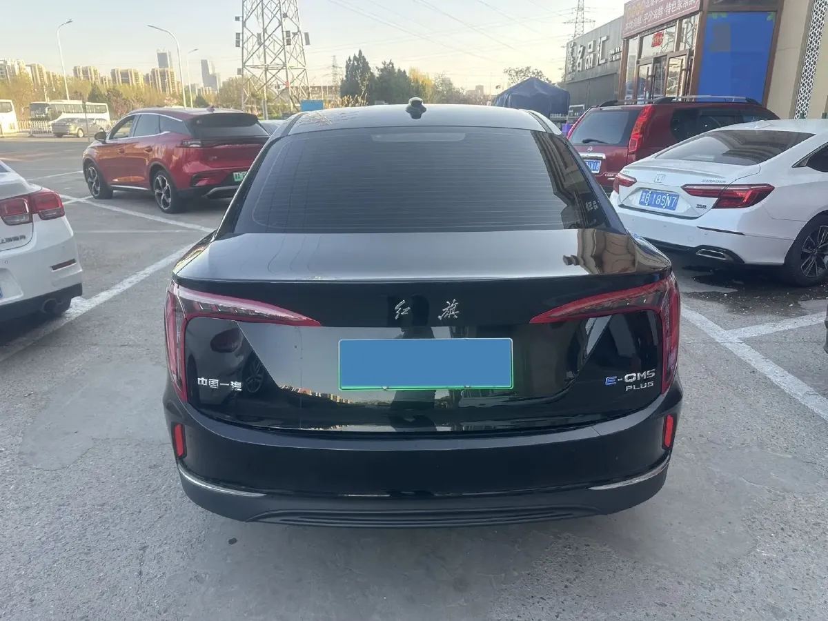2024 HongQi E-QM5 BEV 72KWH,autocango,china used car exporter,china ev exporter,chinese used car exporter,chinese used ev exporter