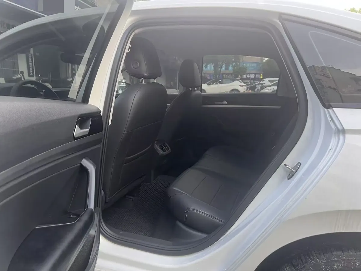 2023 Volkswagen Lavida 1.5L 113HP L4 6AT,autocango,china used car exporter,china ev exporter,chinese used car exporter,chinese used ev exporter