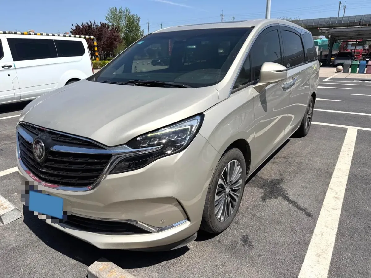 2022 Buick GL8 2.0T 237HP L4 9AT,autocango,china used car exporter,china ev exporter,chinese used car exporter,chinese used ev exporter