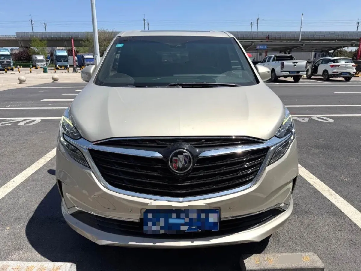 2022 Buick GL8 2.0T 237HP L4 9AT,autocango,china used car exporter,china ev exporter,chinese used car exporter,chinese used ev exporter