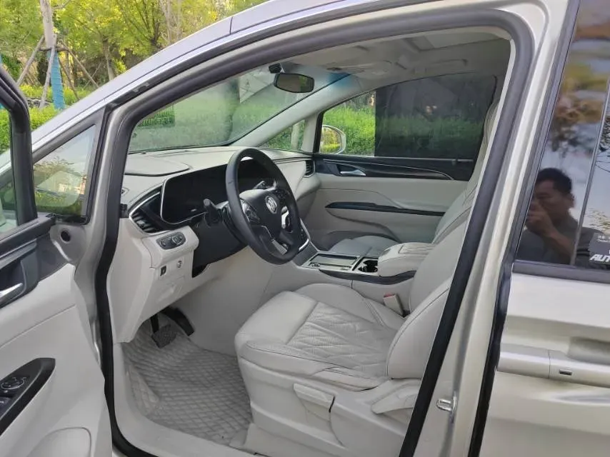 2020 Buick GL8 2.0T 237HP L4 9AT,autocango,china used car exporter,china ev exporter,chinese used car exporter,chinese used ev exporter