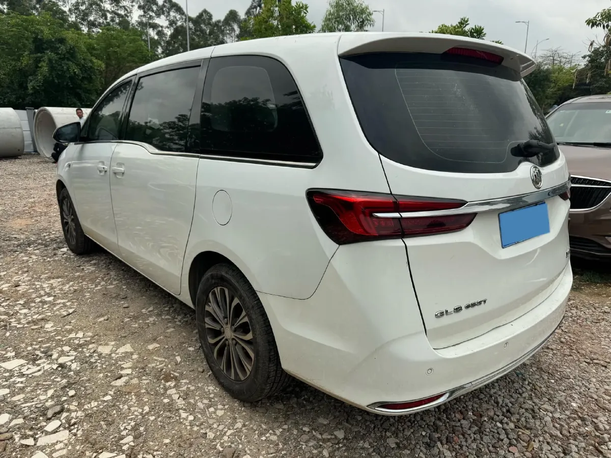 2021 Buick GL8 2.0T 237HP L4 9AT,autocango,china used car exporter,china ev exporter,chinese used car exporter,chinese used ev exporter