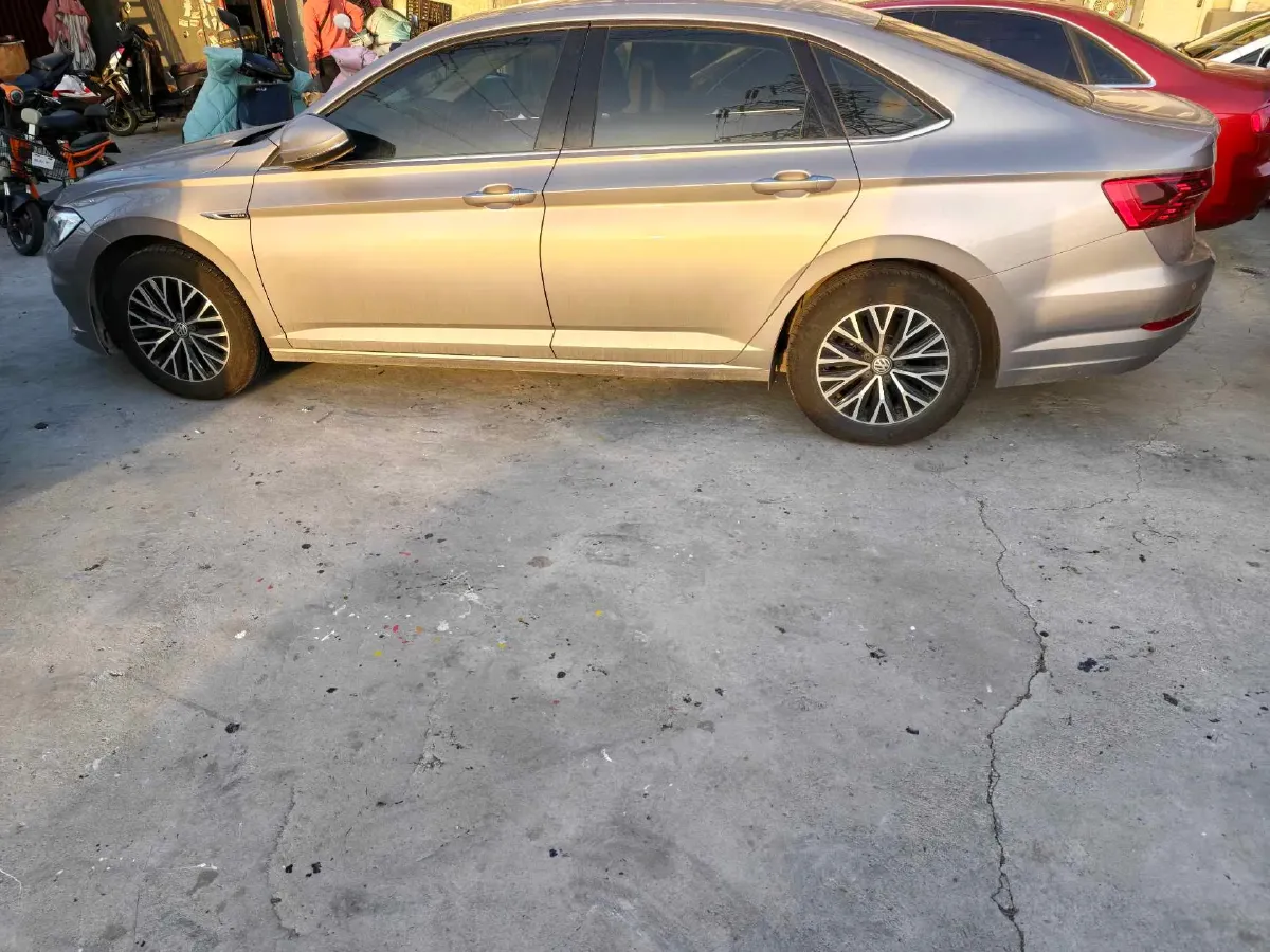 2019 Jeep Renegade 1.3T 173HP L4 7DCT,autocango,china used car exporter,china ev exporter,chinese used car exporter,chinese used ev exporter