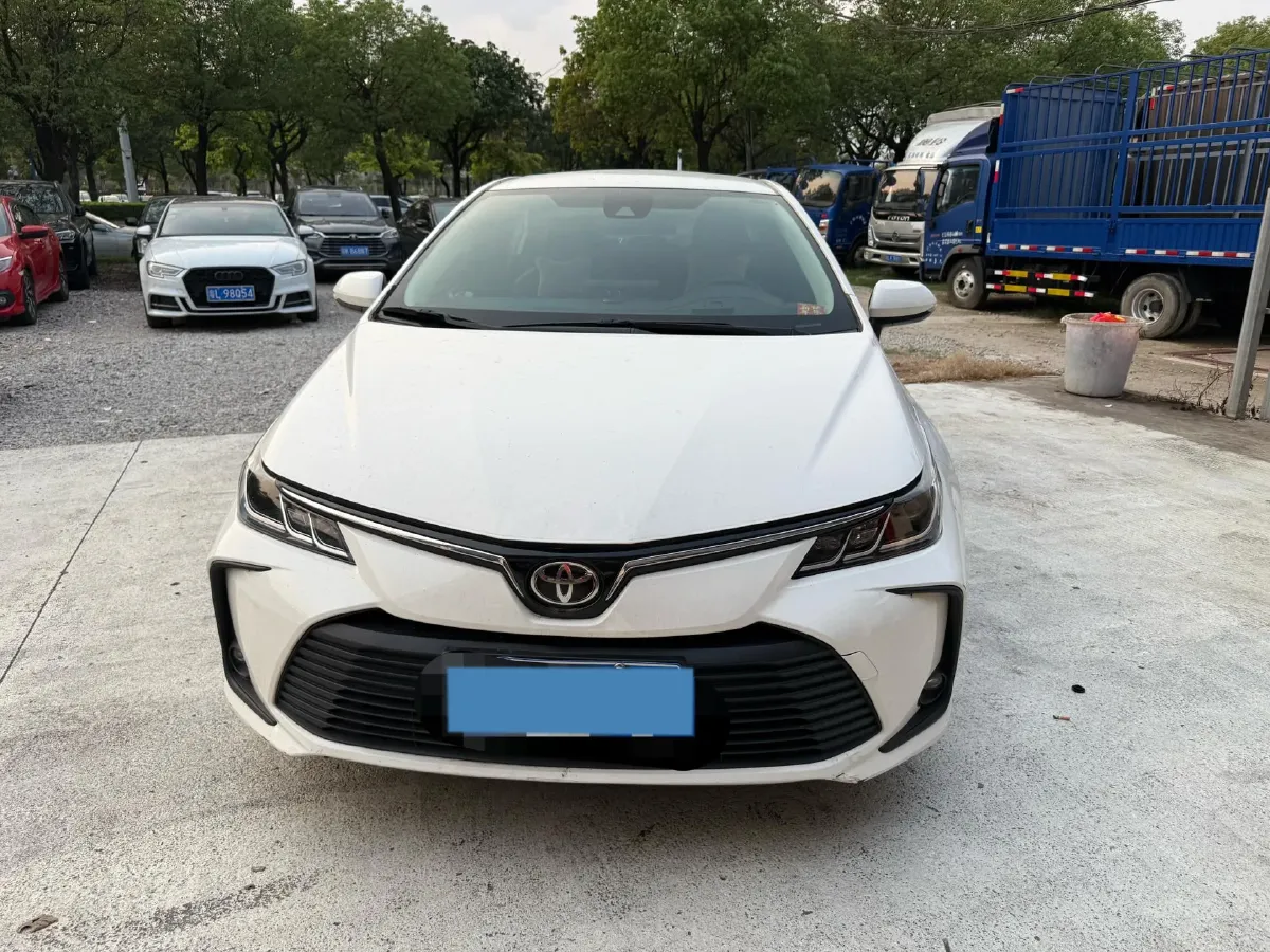 2022 Toyota Corolla 1.2T 116HP L4 CVT,autocango,china used car exporter,china ev exporter,chinese used car exporter,chinese used ev exporter