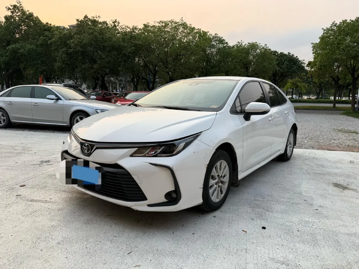 2022 Toyota Corolla 1.2T 116HP L4 CVT,autocango,china used car exporter,china ev exporter,chinese used car exporter,chinese used ev exporter