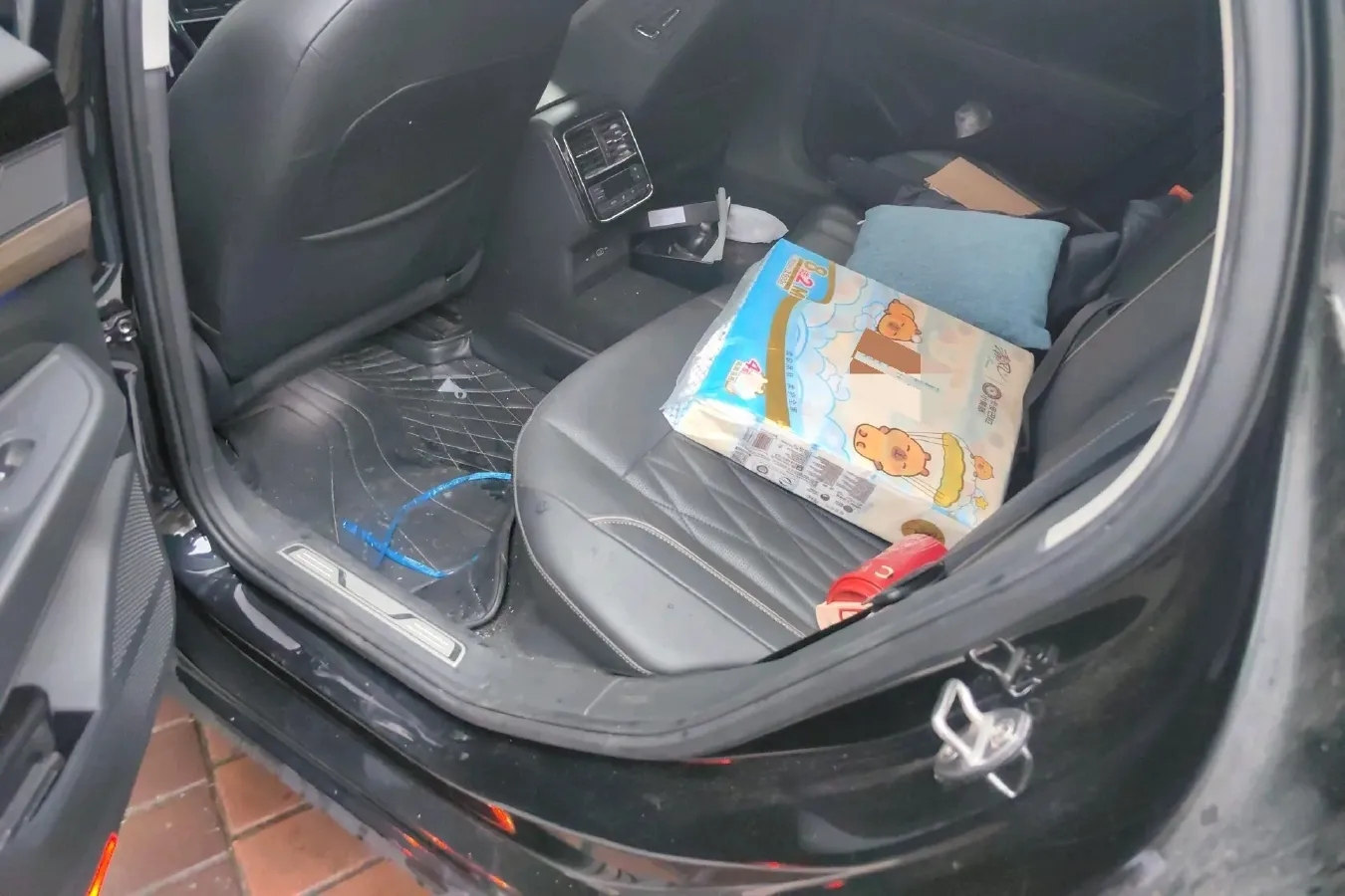 2020 Volkswagen Passat 2.0T 186HP L4 7DCT,autocango,china used car exporter,china ev exporter,chinese used car exporter,chinese used ev exporter