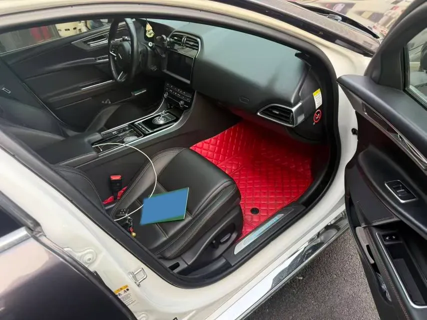 2019 Land Rover Discovery Sport 2.0T 200HP L4 9AT,autocango,china used car exporter,china ev exporter,chinese used car exporter,chinese used ev exporter