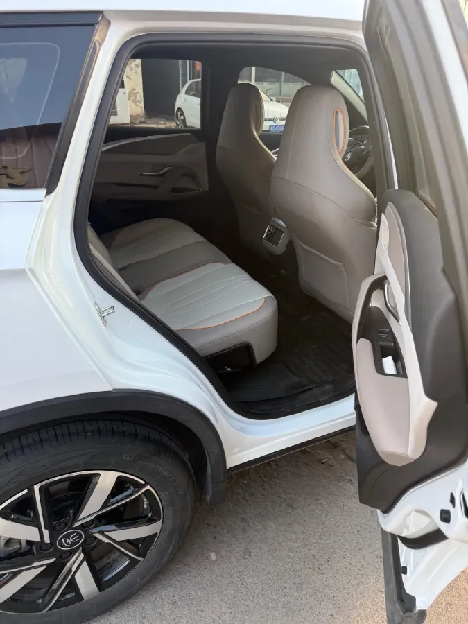 2024 BYD Song Pro 1.5L 110HP L4 E-CVT PHEV 18.3KWH,autocango,china used car exporter,china ev exporter,chinese used car exporter,chinese used ev exporter