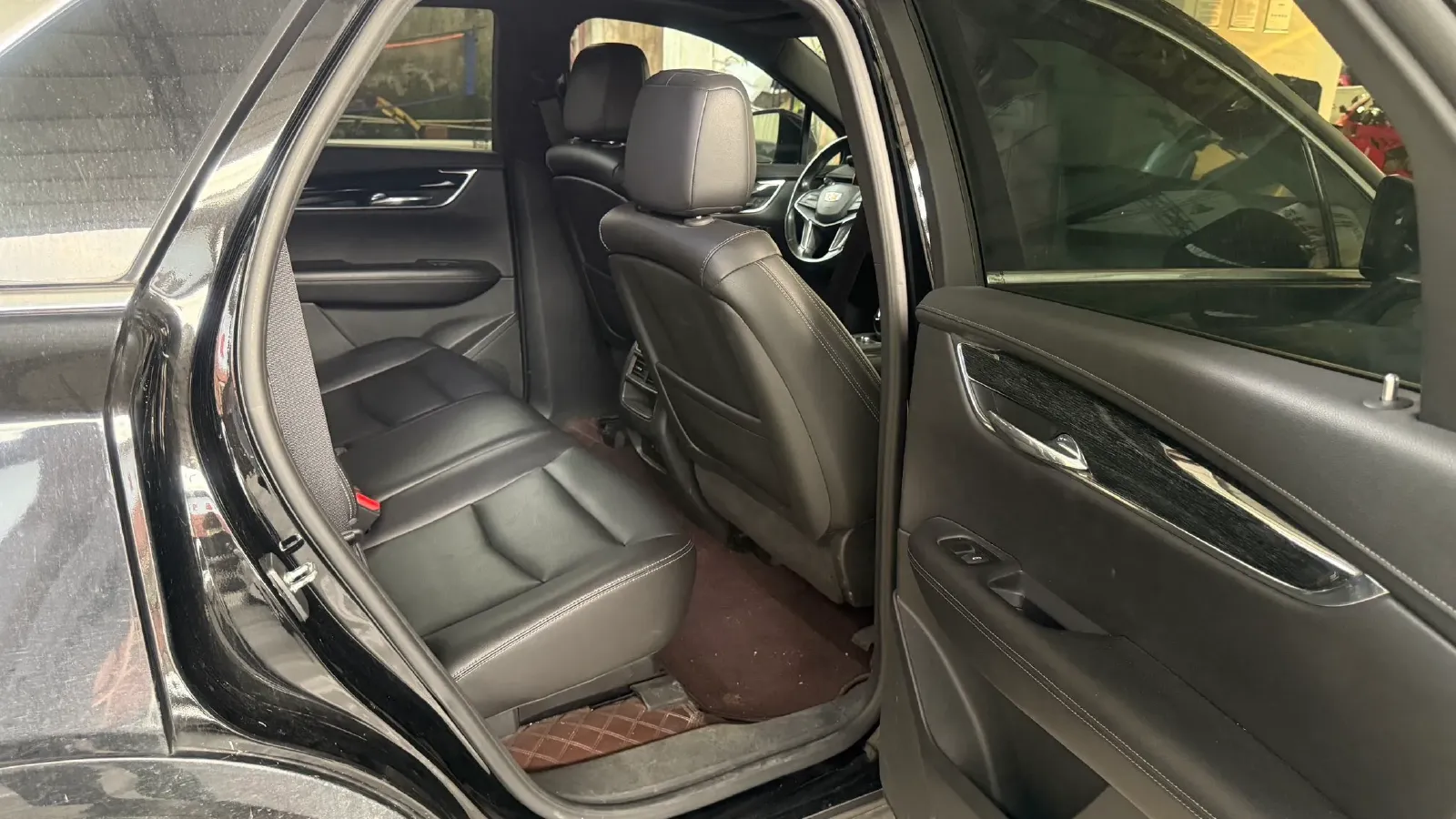 2021 Cadillac XT5 2.0T 237HP L4 9AT,autocango,china used car exporter,china ev exporter,chinese used car exporter,chinese used ev exporter