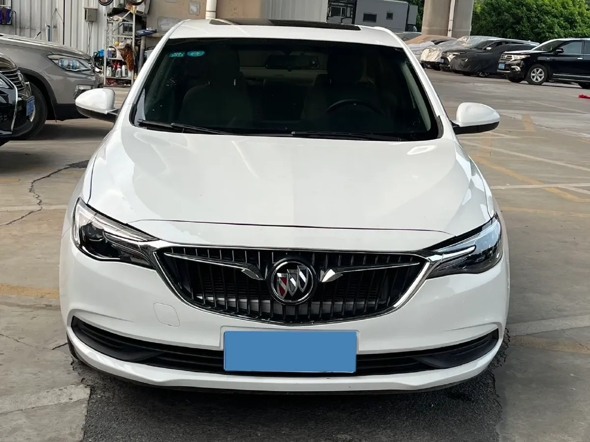 2020 Buick Encore 1.0T 125HP L3 6AT,autocango,china used car exporter,china ev exporter,chinese used car exporter,chinese used ev exporter