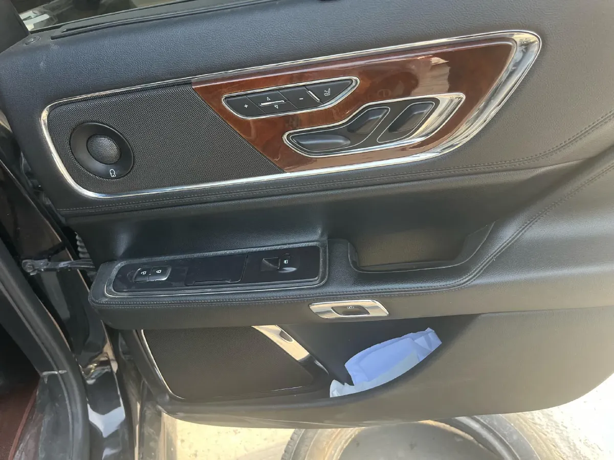 2019 Mercedes-Benz C Class 1.5T 184HP L4 9AT,autocango,china used car exporter,china ev exporter,chinese used car exporter,chinese used ev exporter