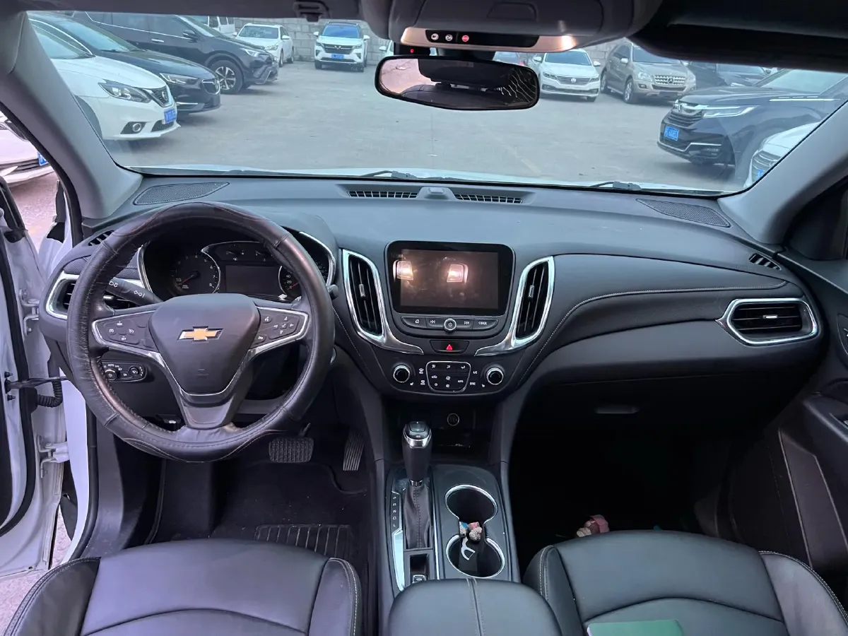 2018 Chevrolet Equinox 1.5T 180HP L4 6AT,autocango,china used car exporter,china ev exporter,chinese used car exporter,chinese used ev exporter