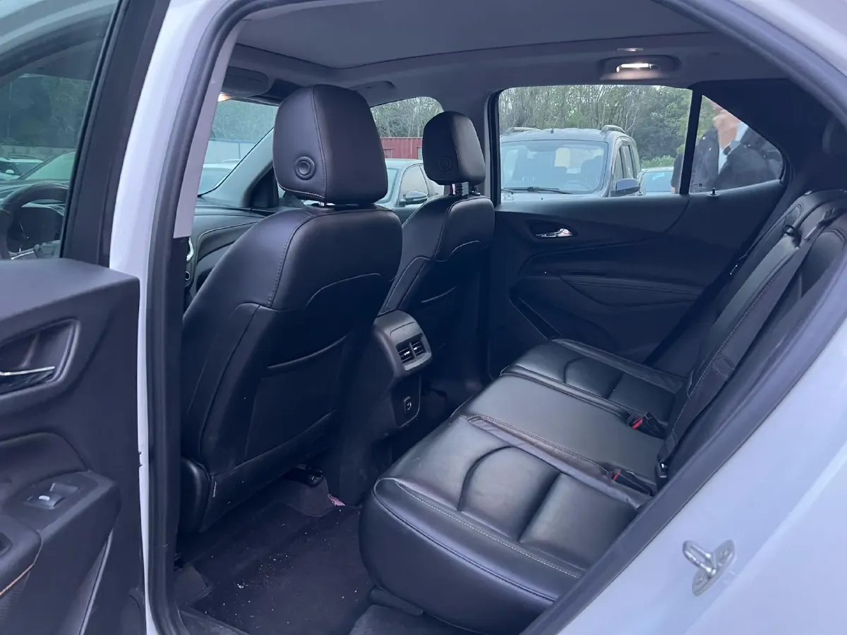 2018 Chevrolet Equinox 1.5T 180HP L4 6AT,autocango,china used car exporter,china ev exporter,chinese used car exporter,chinese used ev exporter