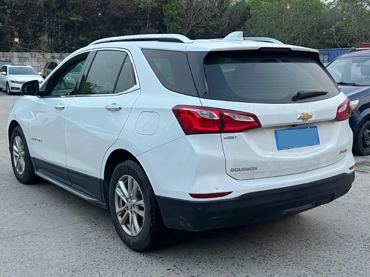 2018 Chevrolet Equinox 1.5T 180HP L4 6AT,autocango,china used car exporter,china ev exporter,chinese used car exporter,chinese used ev exporter