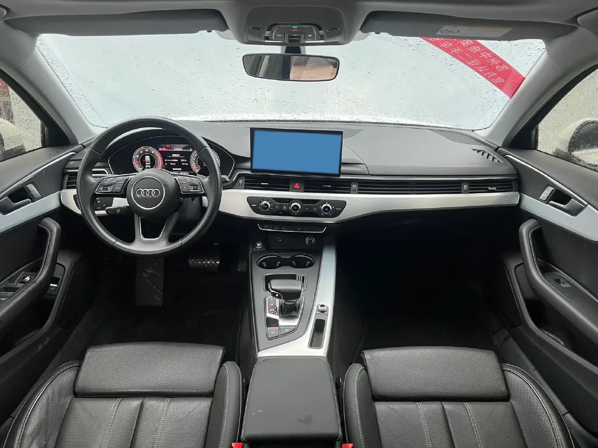 2023 Audi A4L 2.0T 190HP L4 7DCT,autocango,china used car exporter,china ev exporter,chinese used car exporter,chinese used ev exporter