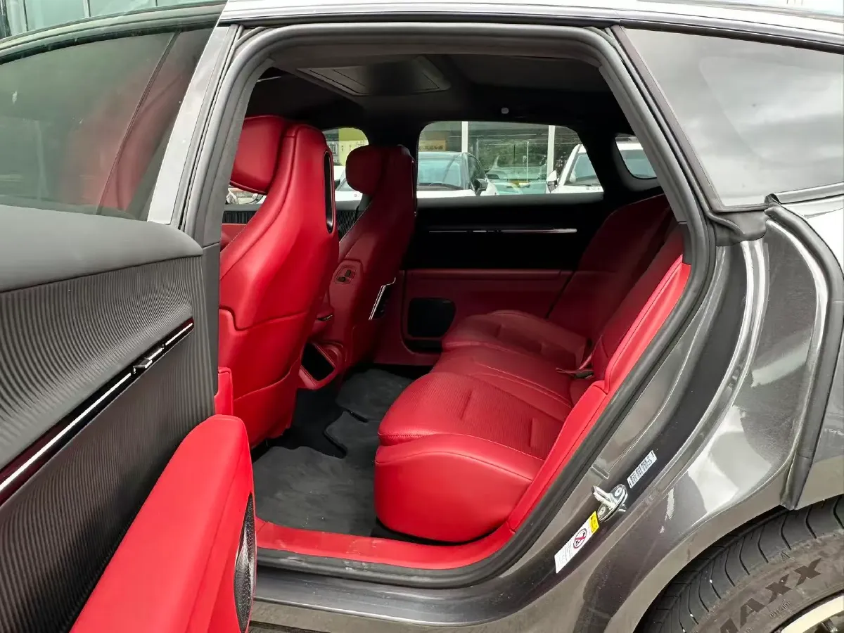 2025 Avatr 12 1.5T 156HP L4 REEV 39.05KWH,autocango,china used car exporter,china ev exporter,chinese used car exporter,chinese used ev exporter