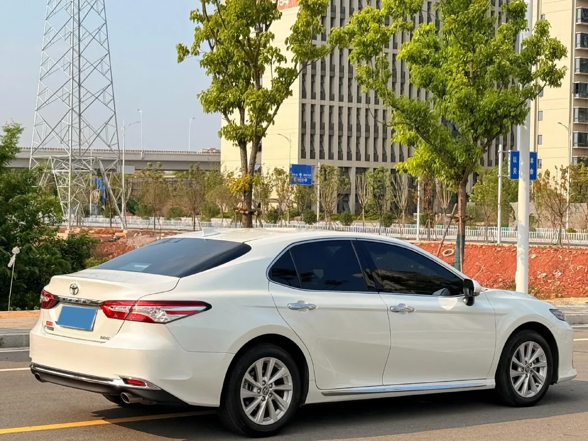 2023 Toyota Camry 2.0L 177HP L4 CVT,autocango,china used car exporter,china ev exporter,chinese used car exporter,chinese used ev exporter
