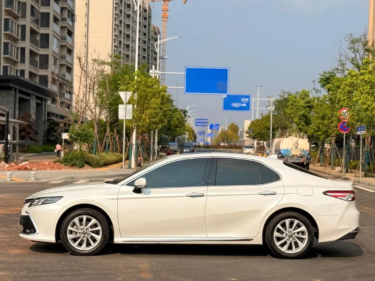 2023 Toyota Camry 2.0L 177HP L4 CVT,autocango,china used car exporter,china ev exporter,chinese used car exporter,chinese used ev exporter