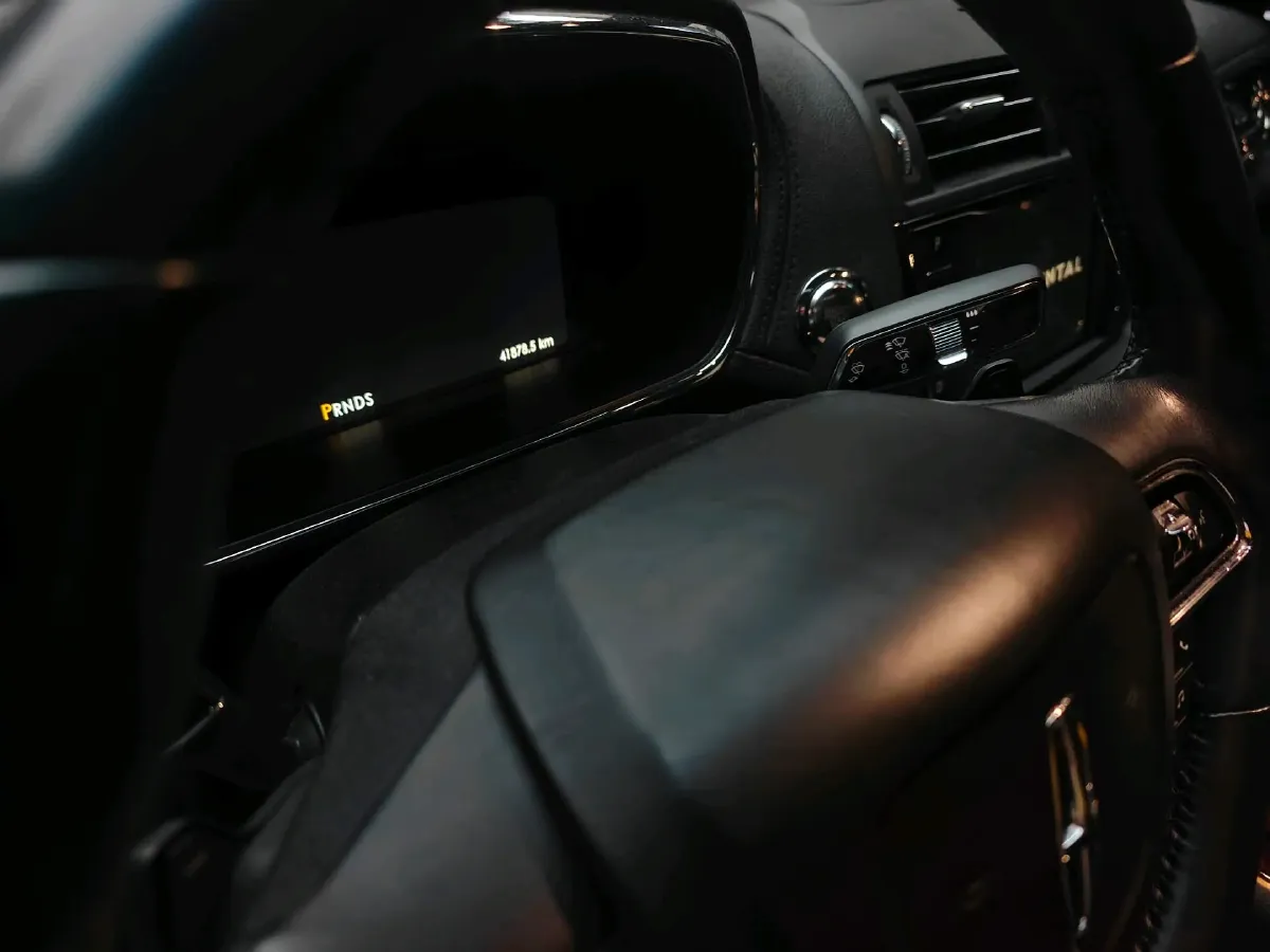 2017 Lincoln Continental 2.0T 261HP L4 6AT,autocango,china used car exporter,china ev exporter,chinese used car exporter,chinese used ev exporter