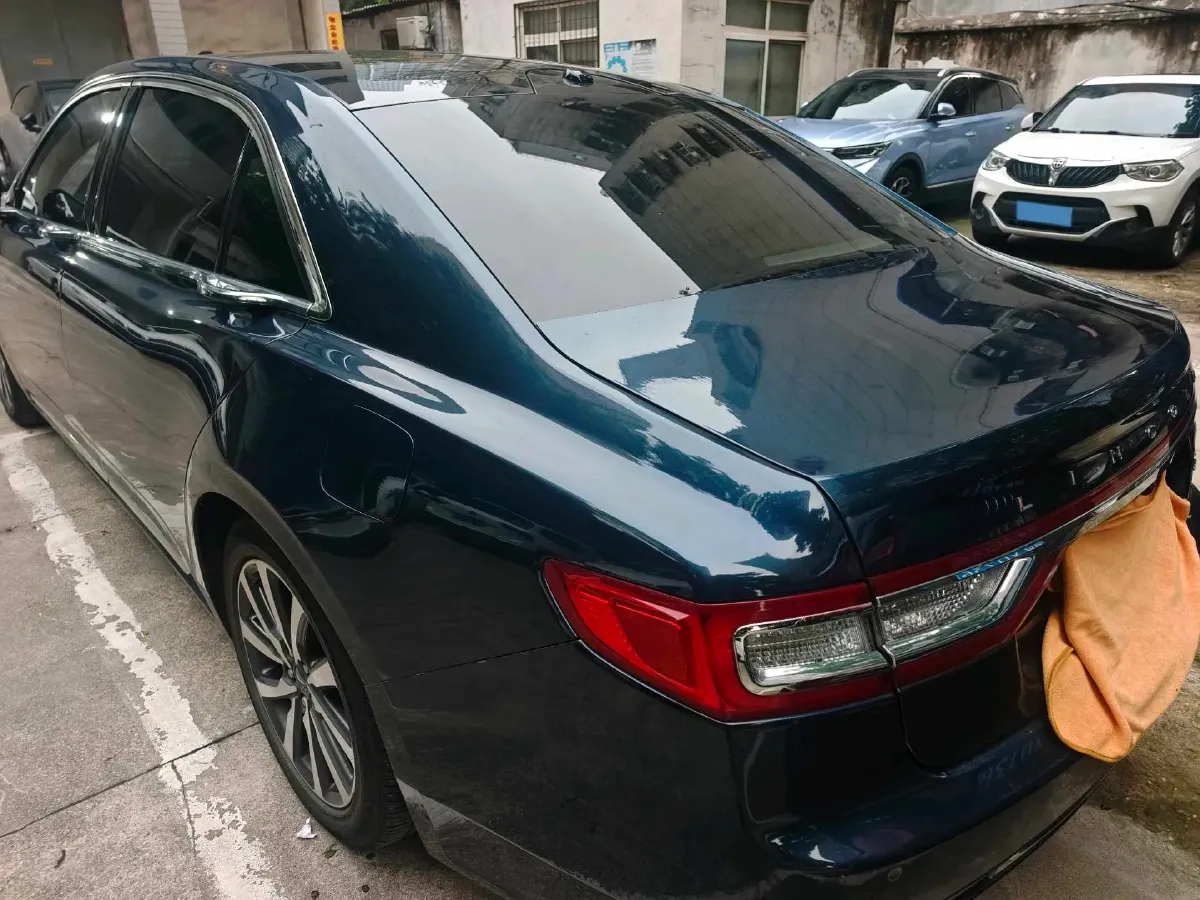 2017 Lincoln Continental 2.0T 261HP L4 6AT,autocango,china used car exporter,china ev exporter,chinese used car exporter,chinese used ev exporter